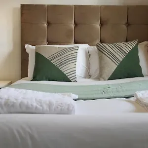 Apartment Ensuite With Kitchen Modern Large Double-bed In Zone 2, London